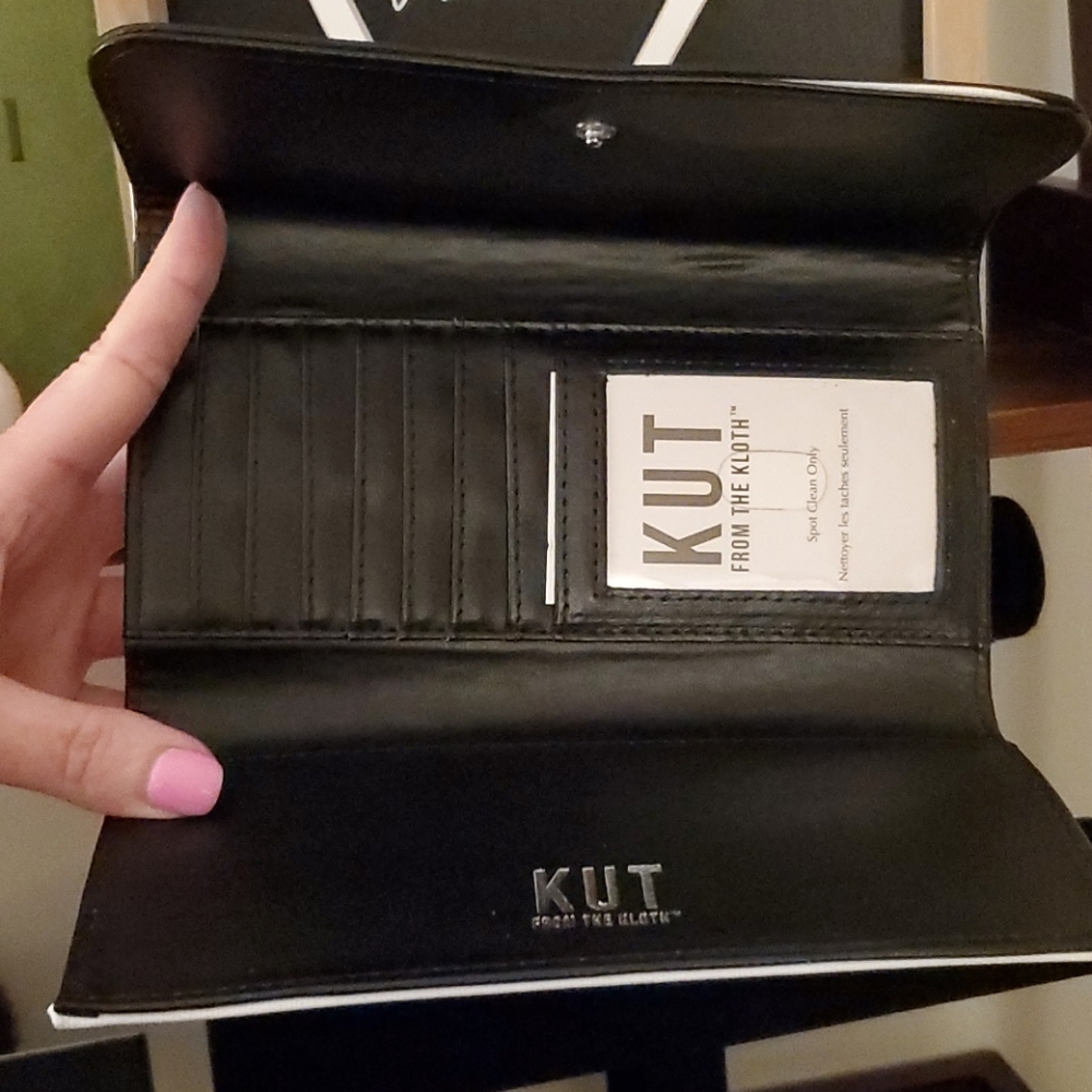 Wallet - Picture 3 of 5